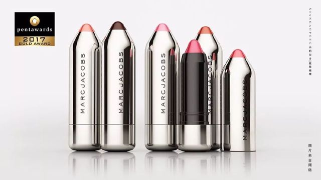 素纱轻吻 以极简诗意重塑新娘跟妆包装的艺术